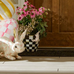 Rosy Check Funny Bunny Pot Climber