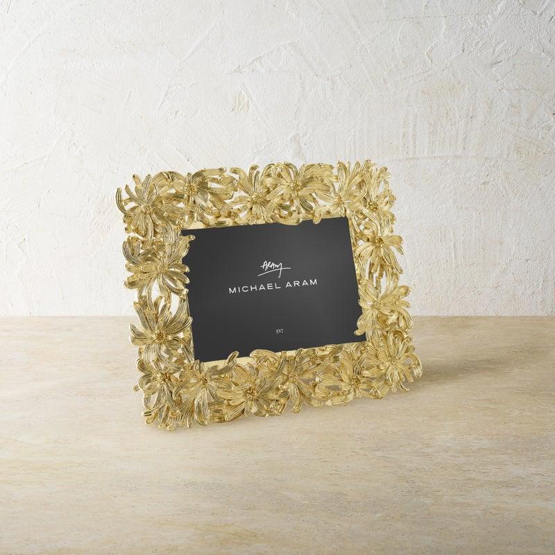 Dahlia Frame