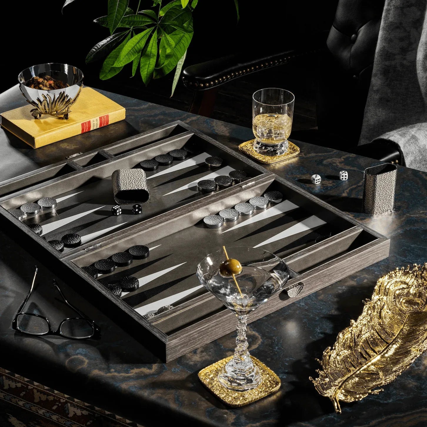 Plume Tray